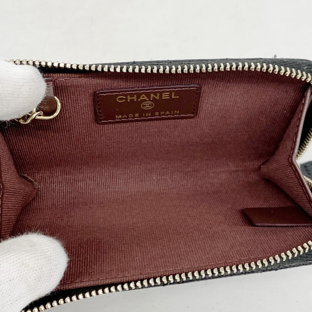 CHANEL Black Caviar Leather Wallet - Picture 3 of 8